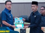 Bupati H.Edimin Hadiri Rapat Paripurna DPRD Labuhanbatu Selatan