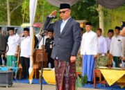 Sekda Mesuji Hadiri Upacara Hari Santri Nasional  Tahun 2023 di Alun Alun Simpang Pematang