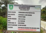 Nur Azmi PJ Kades Darul Aman Berhasil Selesaikan Pembangunan Semenisasi JL. Cikgu Wahidin Sumber dana Prongram Kusus BKK Bermasa 2023