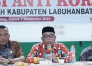 Asisten Perekonomian Ir. Ralikul Rahman, ST, MM, Membuka Acara Sosialisasi Anti Korupsi di Lingkungan Pemkab Labusel