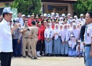 Cerita Dika Pinjamkan Topi Miliknya untuk Presiden Jokowi