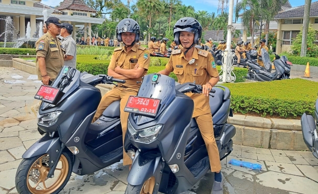 Kades Cigaleh Dukung Inisiatif Bantuan Motor untuk Percepat Pelayanan Warga di Gang Sulit Diakses