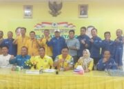 Maju Pilkada 2024, Putra Daerah OKI  Muchendi Mahzareki Serahkan Formulir Pendaftaran Bacalon Bupati di DPC Golkar