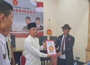 Tirta Wirahman yang Baru Menjabat Kepala Desa Jatiserang Satu Periode Daftar Calon Wakil Bupati Majalengka Lewat Gerindra.