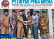 Pemdes Pambang Baru Saksikan Serah Terima Rumah Untuk Warga Korban Kebakaran