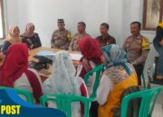 Polisi di Majalengka Gelar Jum’at Curhat Bersama Kepala Desa Sindang Dan Ibu-Ibu PKK