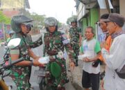 “Jumat Berkah” Kodim 0612/Tasikmalaya Bagikan Nasi Kotak Kepada Masyarakat Sekitar Makodim