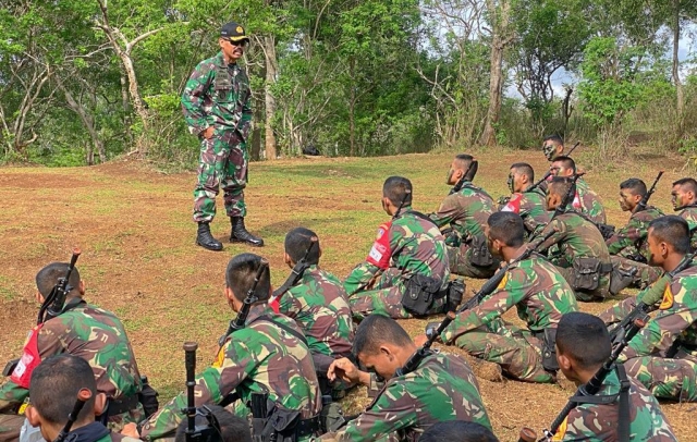 Latihan Praktek Prayudha Taruna AAL Tingkat II: Membangun Kekuatan dan Ketangguhan Korps Marinir