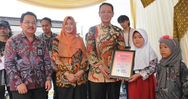 Guru SDN Nagara Kembang 2 Bersyukur atas Keberhasilan Anak Didiknya dalam Literasi