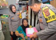 Polres Tasikmalaya Kota Peduli Disabilitas, Berikan Bantuan Kursi Roda dan Bingkisan Sembako