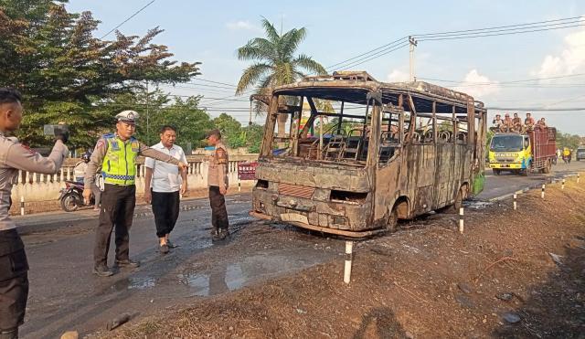 Polisi Ungkap Penyebab Kebakaran Bus di Tulang Bawang Barat..