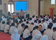 Cegah Bullying, Kapolsek Kawalu Berikan Binluh kepada Siswa  SMPN 20 Kota Tasikmalaya