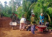TNI dan Warga Saling Kejar Gunakan Batu di Bukit Catu