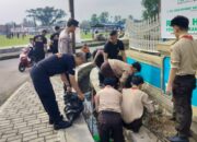 Bakti Sosial Jumat Bersih Personel Polsek Manonjaya  Bersinergi dengan Brimob Batalyon D Pelopor Polda Jabar