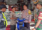 Ciptakan Kenyamanan, Babinsa Dan Bhabinkamtibmas Serengan Berikan Himbauan Larangan Knalpot Brong