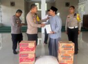 Jumat Berkah, Polres Tasikmalaya Kota Berikan Paket Sembako di Pesantren Lembur Cahaya