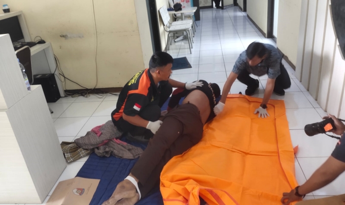 Satpam Meninggal di Kantor  Kesbangpol, Polres Tasikmalaya Kota Lakukan Identifikasi dan Penyelidikan