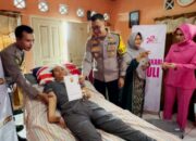 Sambut Hari Bhayangkara, Kapolres Tasikmalaya Kota Gelar Kegiatan Anjangsana ke Personel dan Purnawirawan yang Sakit