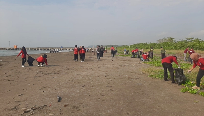 https://tabloidlintaspena.com/pemkab-pangandaran-gelar-opsih-bersama-di-pantai-bojong-salawe/