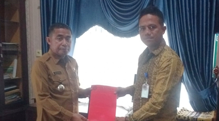 DPC LSM KOREK Siak Indrapura Kunjungi Camat Tualang Dan Perkenalkan Program - Program Kerjanya.