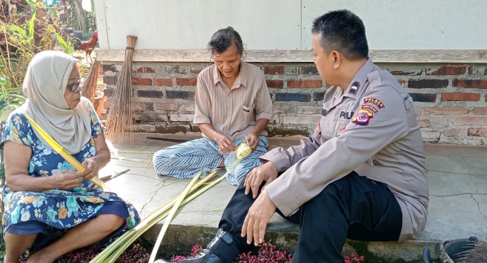 Perkuat Sinergitas, Polsek Sukadana Polres Ciamis Koorkom ke Warga Desa Ciparigi