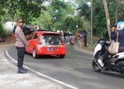 Di Lokasi Lakalantas, Kapolsek Ciamis Pimpin Pengaturan Lalin dan Bantu Evakuasi Ranmor