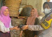 Polsek Ciamis Polres Ciamis Monitoring Pembagian PMT ke KRS di Desa Bendasari
