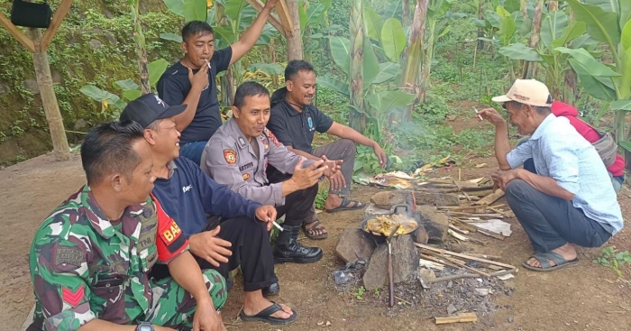 Kedekatan Bhabinkamtibmas Kepada Masyarakat Desa Pasirtamiang, Kecamatan Cihaurbeuti, Kabupaten Ciamis