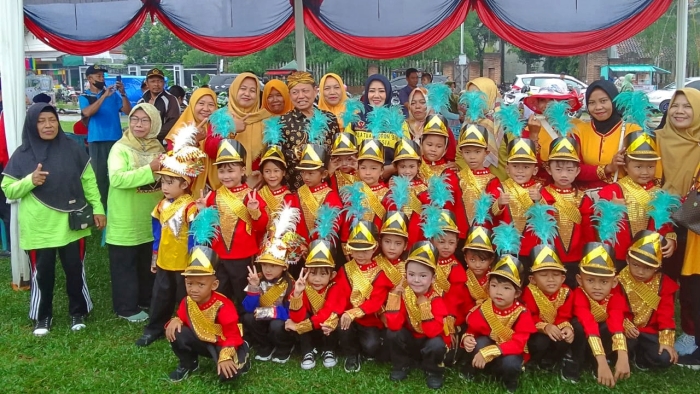 Bupati Lampung Timur Apresiasi Masyarakat dalam mengikuti Lomba Drum band