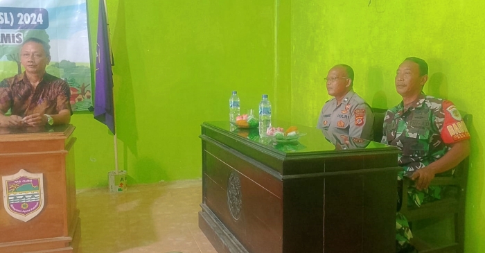 Polsek Cisaga Polres Ciamis, Monitoring Penyerahan Sertifikat PTSL di Desa Danasari