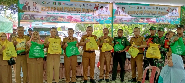 Asisten Bidang Perekonomian dan Pembangunan Setda Kab.Lampung Timur, KMS.Tohir Hanafi Mengikuti Zoom Meeting Apel Siaga Pengamanan Pasokan dan Harga Pangan Jelang Idul Fitri 2024