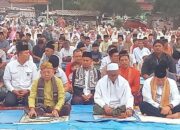 Bupati Lampung Timur  Memberikan Khutbah Idul Adha di Lapangan di Lapangan Merdeka, Kecamatan Batanghari