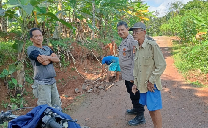 Perkuat Sinergitas, Polsek Sukadana Polres Ciamis Koorkom ke Warga Desa Ciparigi