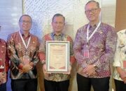 Pjs. Bupati Lampung Timur  Hadir Langsung Menerima Penghargaan SAKIP  Award 2024