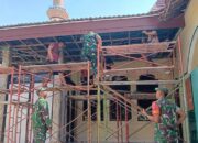 Semangat, Babinsa Karangmalang Bantu Pembangunan Masjid