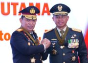 Panglima TNI Terima Penganugerahan Tanda Kehormatan Bintang Bhayangkara Utama