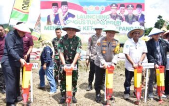 Sinergitas TNI-Polri, Danrem 132/Tdl Hadiri Launching Gugus Tugas Polri untuk Ketahanan Pangan