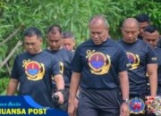 Danpasmar 1 Tinjau Lahan Ketahanan Pasmar 1 Sambil Berolahraga