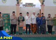 Polres Tasikmalaya Kota Gelar Tarawih Keliling di Masjid Jami Al-Barqah, Pererat Silaturahmi dengan Warga