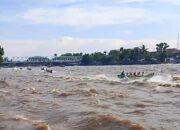 Euforia Masyarakat OKI Menyaksikan Wahana Speedboat  Air