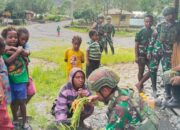 Peduli Perekonomian Masyarakat, Satgas Yonif 715/Mtl Borong Hasil Bumi Mama Papua