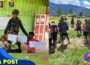 Satgaster Yonif 754 Kostrad Tumbuhkan Semangat Nasionalisme Anak-anak Papua di Homeo