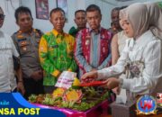 Sekda Kota Metro Bangkit Haryo Utomo Resmikan Outlet Ayam Kampus