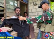 Bentuk Kepedulian, Satgas Yonif 131/Brajasakti Berikan Pakaian dan Sembako kepada Warga Perbatasan Papua