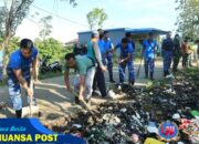 Bersama Masyarakat, Lanud Sultan Hasanuddin Gelar Bakti Teritorial Prima Bersihkan Lingkungan