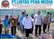 Dukung Swasembada Pangan 2025, Bupati Kasmarni Ikut Tanam Jagung Serentak Kuartal IV Bersama Gubernur Riau dan Kapolda Riau