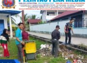 Gotong Royong Pemerintah Desa Kuala Alam  Tampak Bersemangat