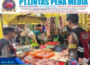 Pastikan Aman Jelang Nataru, Polres Ciamis Awasi Bahan Pokok di Pasar Imbanagara