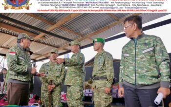 Wapang TNI Dampingi Menhan RI Tinjau Yonif TP 808/Mbaham Matta di Papua Barat