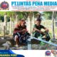 Dibalik Pekerjaan Fisik TMMD, Tersimpan Kisah Hangat Anggota TNI Bersama Mama Angkat